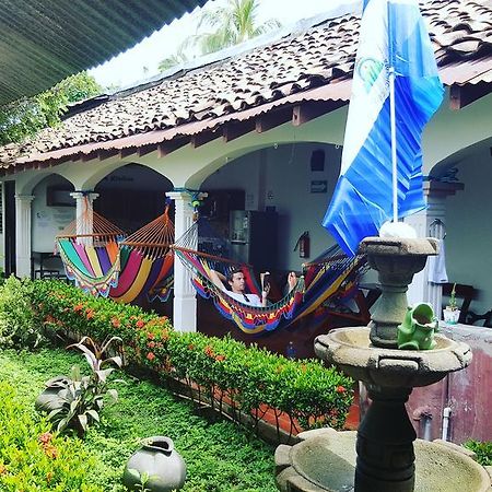 Hostal El Jardin León Eksteriør billede