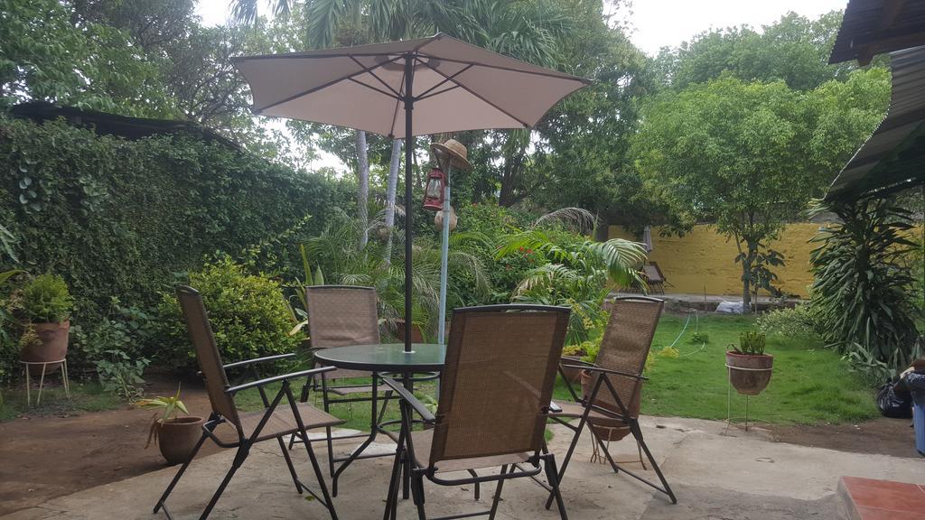 Hostal El Jardin León Eksteriør billede