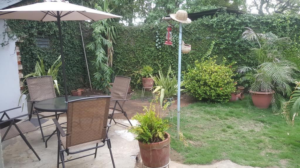 Hostal El Jardin León Eksteriør billede
