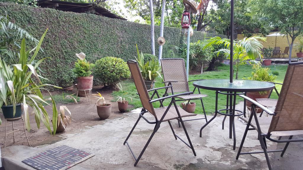 Hostal El Jardin León Eksteriør billede